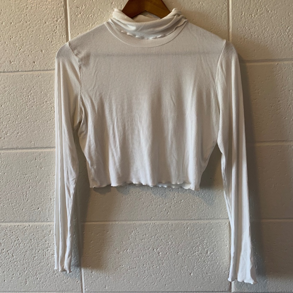 Cropped white turtleneck